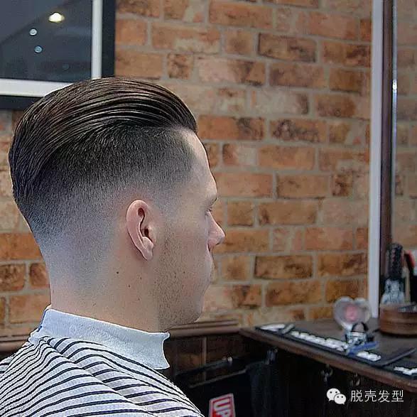 开云电竞:北京耳鼻喉医院介绍经常打呼噜是怎么造成的(图2) 开云电竞