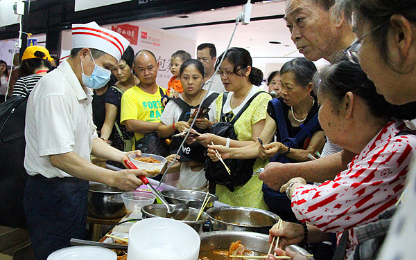 ‘开云电竞官网’外来工子女报考福建省石狮市中职学校可获千元补贴(图2) 开云电竞app下载安装