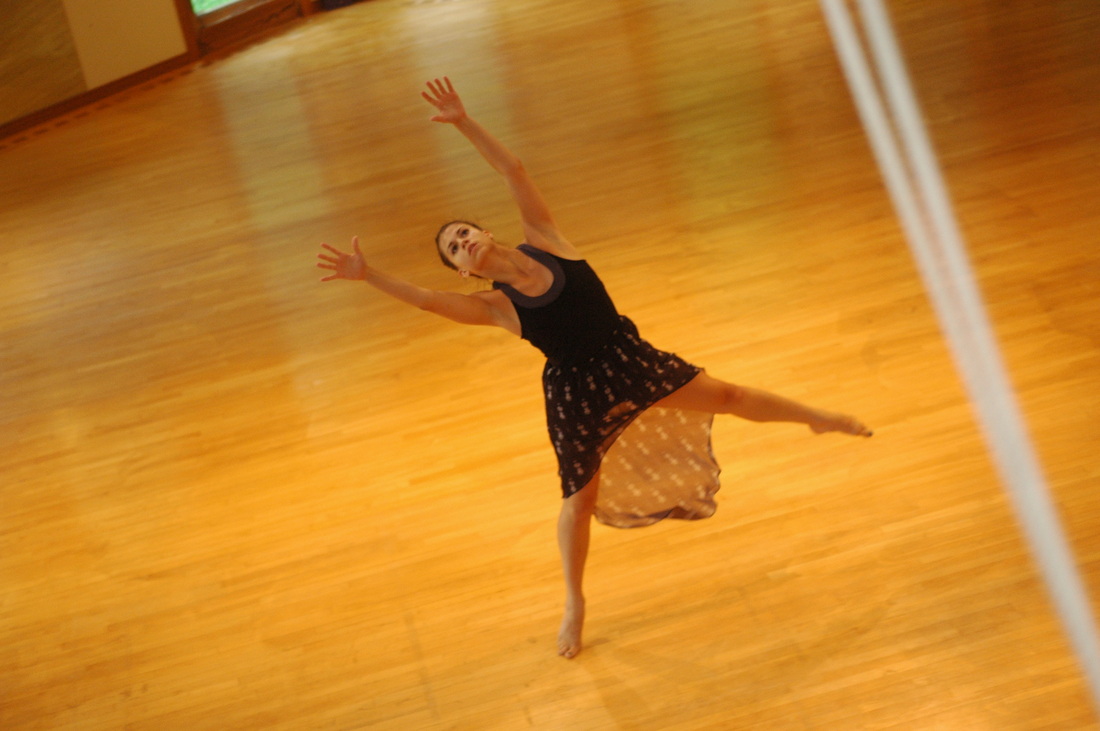 开云电竞官网|陕西省卫生监督局赴富县灾区检查饮用水卫生监督工作(图1) 开云电竞app下载安装