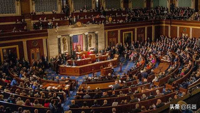 合肥华研白癜风医院:白癜风对青少年到底有哪些危害呢?:开云电竞官网(图2) 开云电竞官网